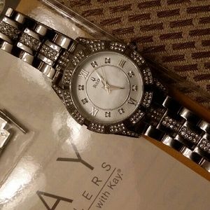 Wrist watch. Worn very little. (5x)