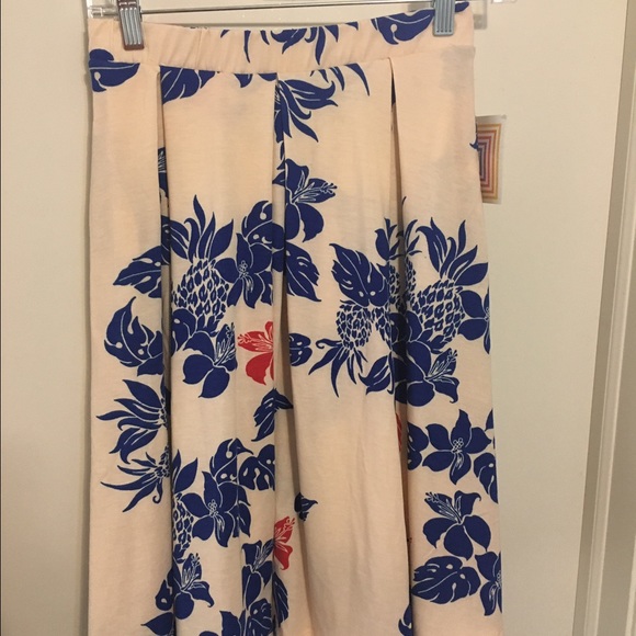 LulaRoe Bnwt XS Madison