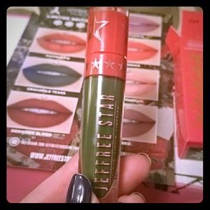Jeffree Star Crocodile Tears liquid lipstick