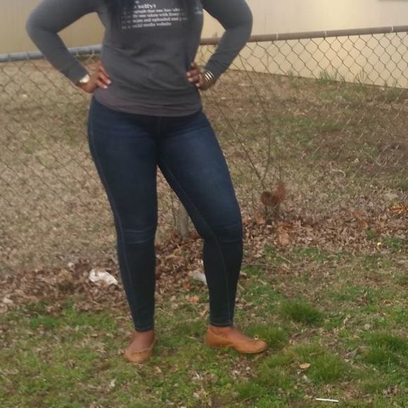 Meet your Posher, Tremiah - Picture 1 of 1