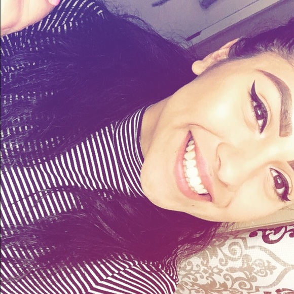 Meet your Posher, Samantha - Picture 1 of 1