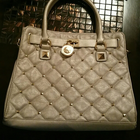 Michael Kors light grey purse