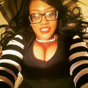 Meet your Posher, Antoinette