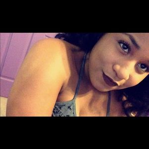 Meet your Posher, Kendra
