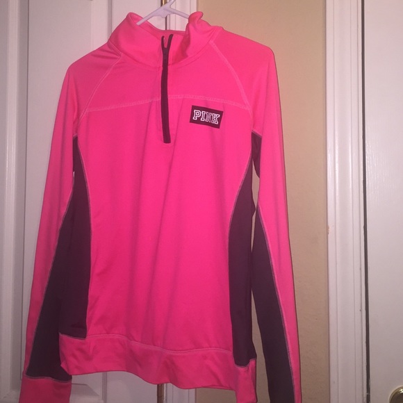 VS Pink Halfzip