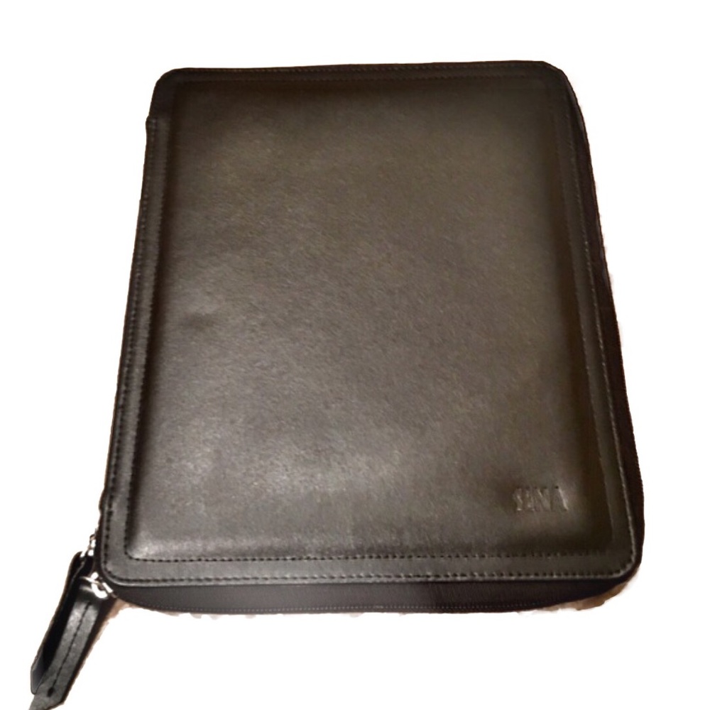 Sena Genuine Leather Ipad Zip Folio With Kickstand