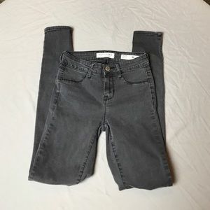 Bullhead Gray Denim Skinny Jeans