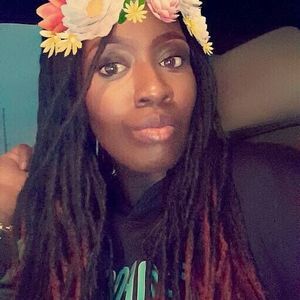 Meet your Posher, Shannon