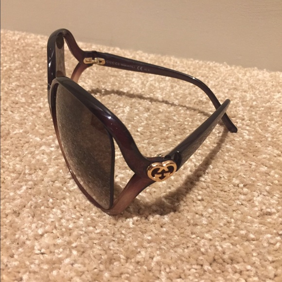 Gucci Sunglasses - Picture 3 of 4