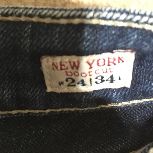 MEK medium wash, boot cut denim - Picture 4 of 4