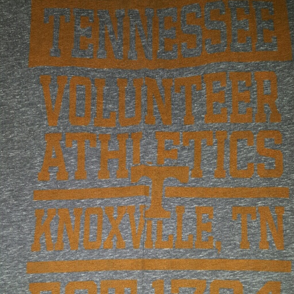 Long-sleeved collegiate tee- Universityof Tenness - Picture 1 of 3