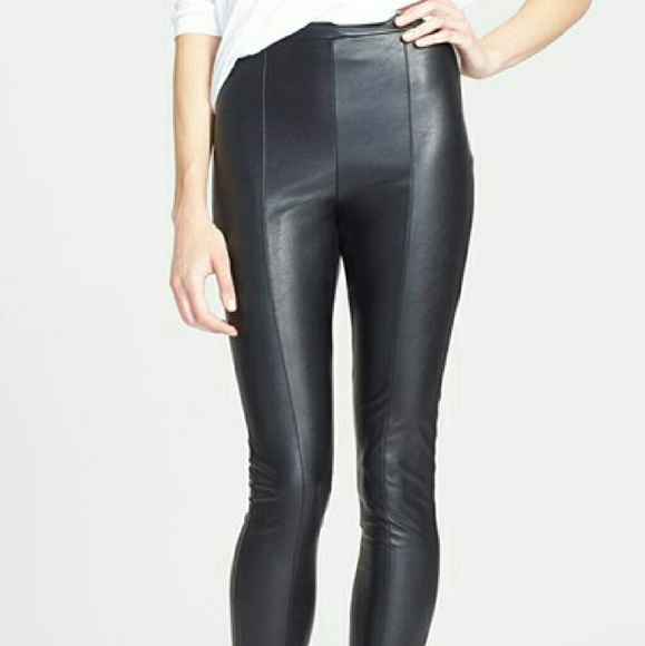 Tildon
High Waist Faux Leather Leggings black