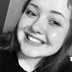 Meet your Posher, Emilee