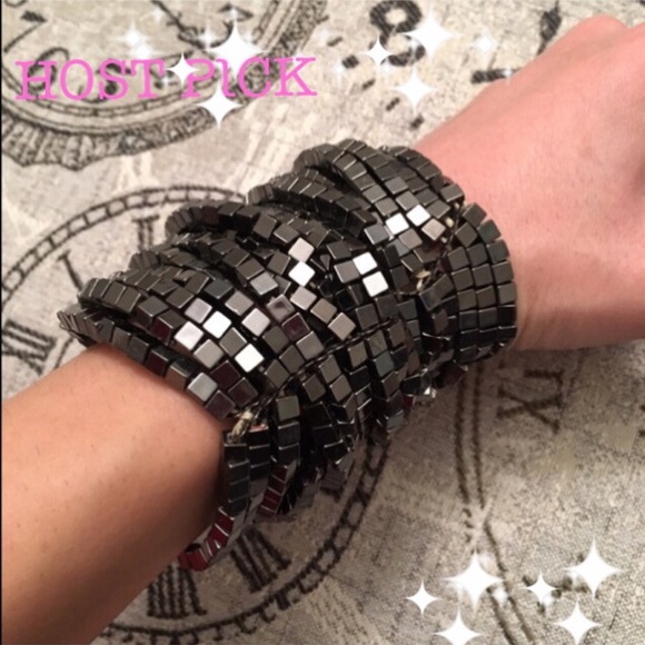 Jewelry - 💝Host Pick💝 Silver bracelet