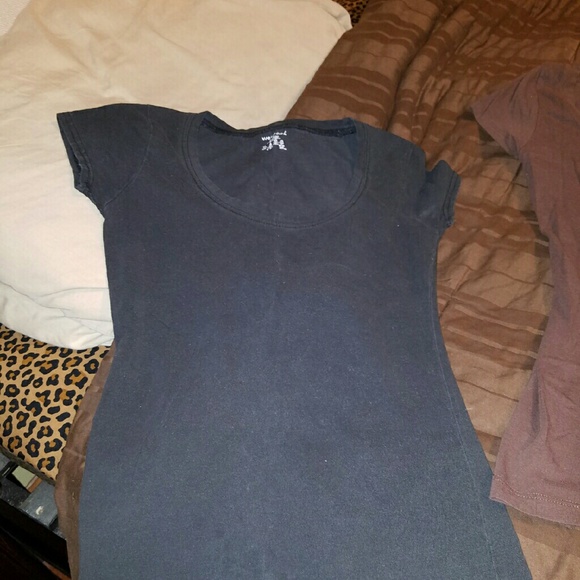 Wet seal tee