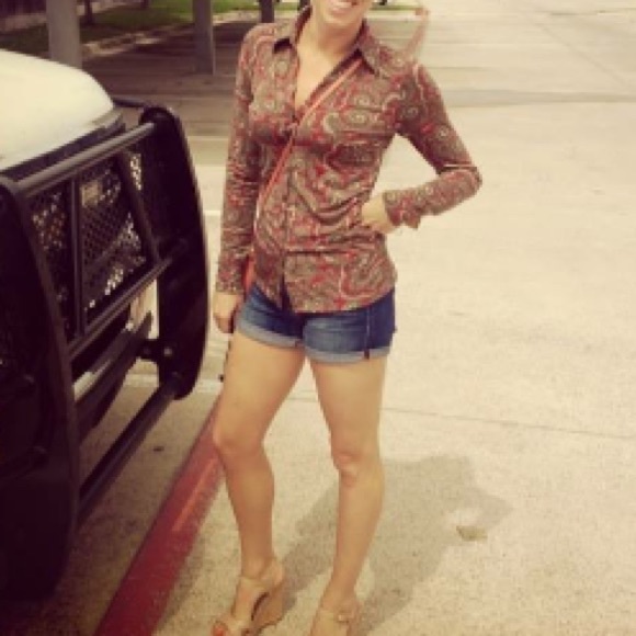 Red/Gold Paisley Stretchy Button Down - Picture 1 of 3