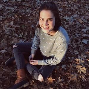 Meet your Posher, Kenzie