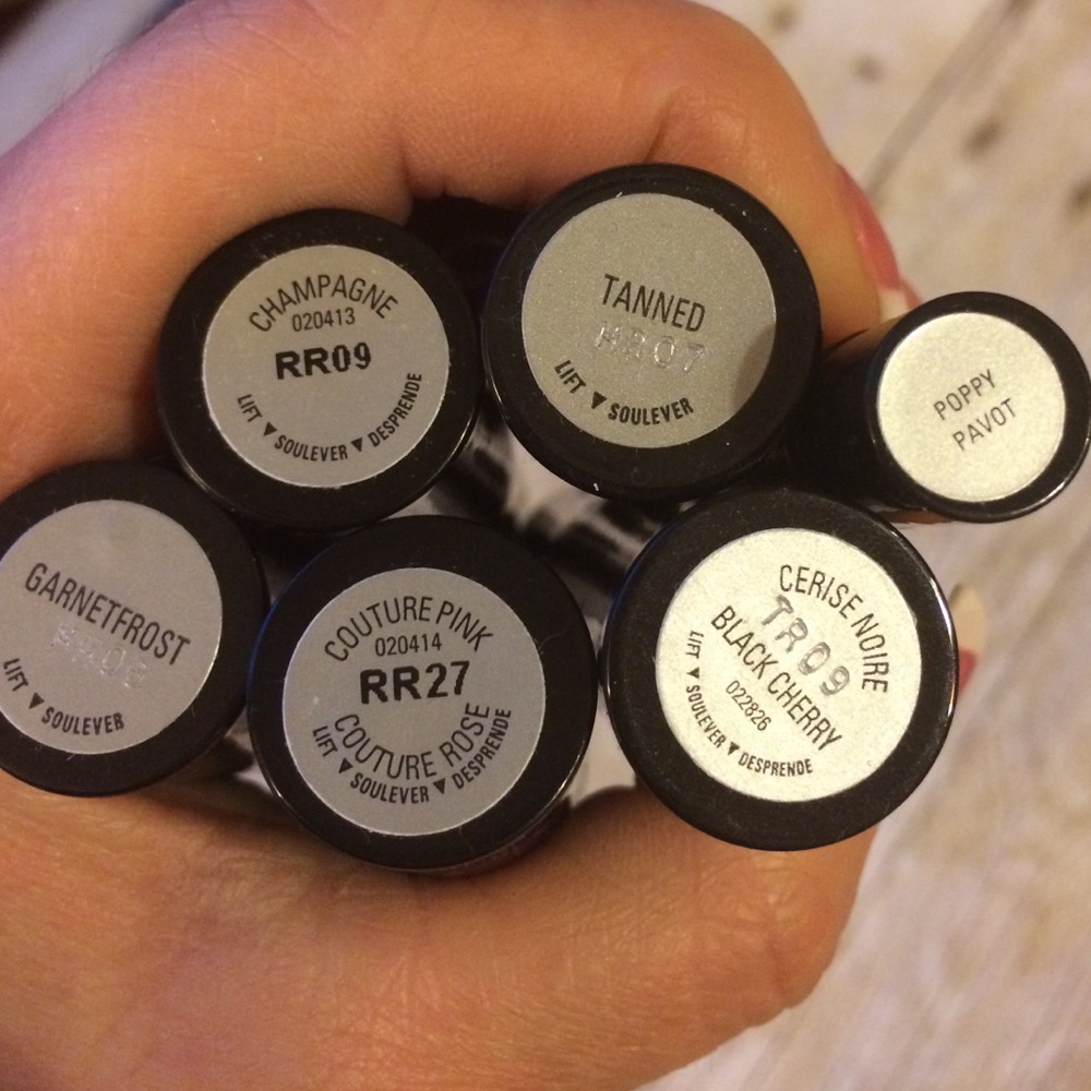 ***SOLD***Mary Kay Lipsticks
