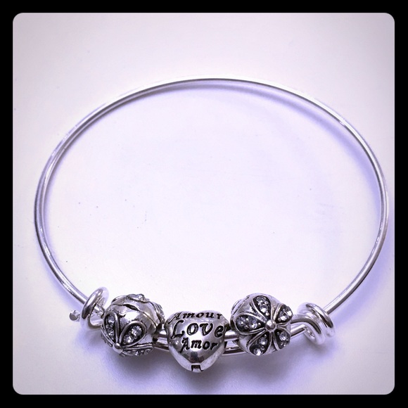 New Silver plated bangle Clear Petal & Love Beads.