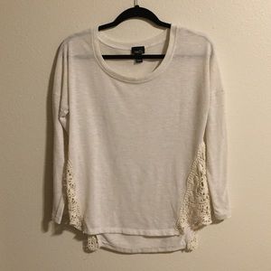 Cozy top with lace side detail