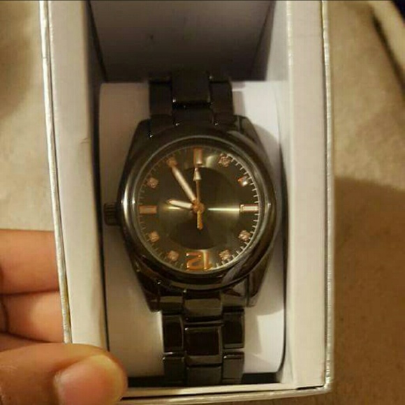 Watch - Picture 2 of 2