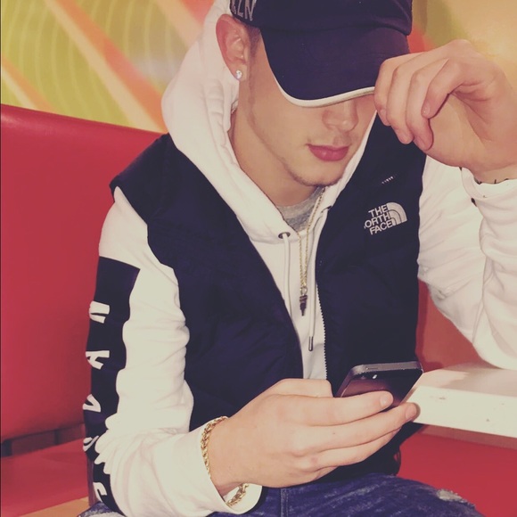 Meet your Posher, Jake