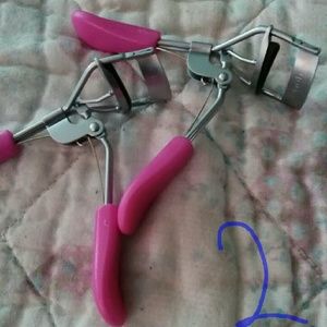 Eyelashes curler