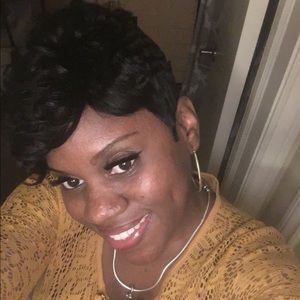 Meet your Posher, Theresa