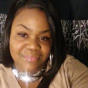 Meet your Posher, Dionne