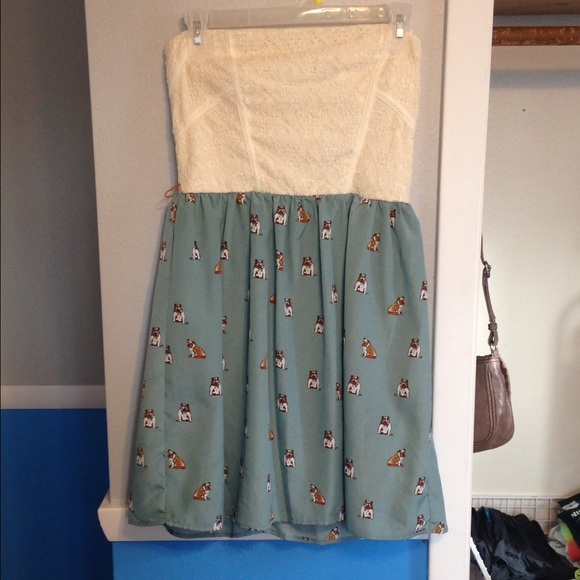 Vintage bulldog dress size 9 by City Trangle