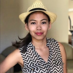 Meet your Posher, Ana