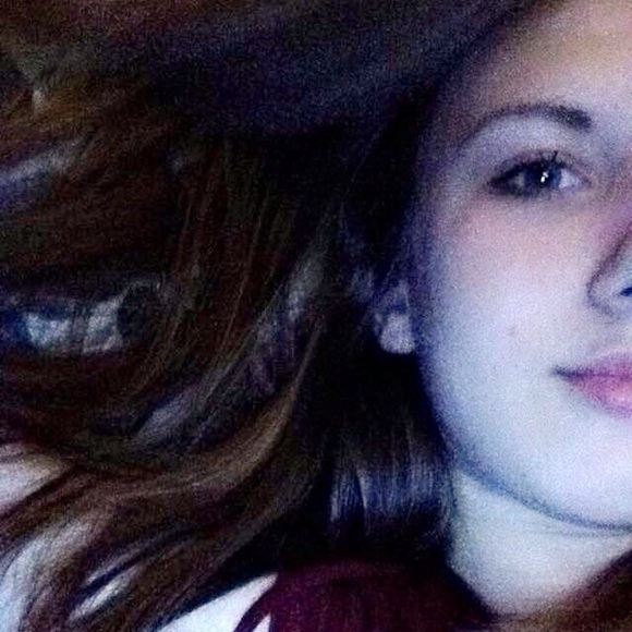 Meet your Posher, Michelle - Picture 1 of 1