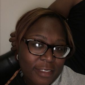 Meet your Posher, Candice