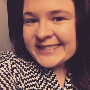 Meet your Posher, Caroline