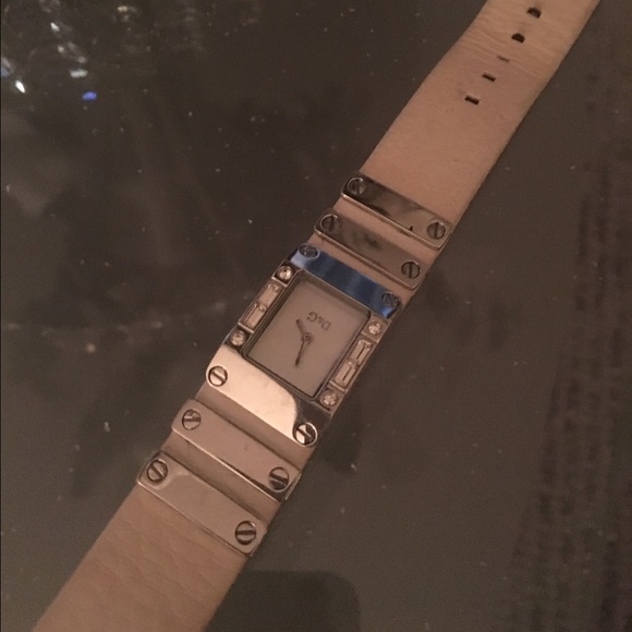 Crystal Watch - image 3