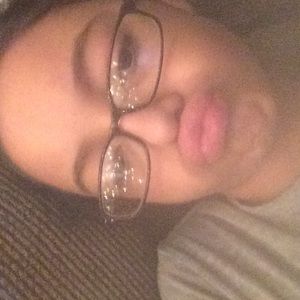 Meet your Posher, Ali