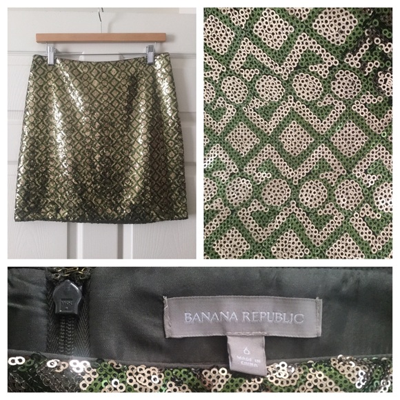 Classy sequin skirt from BR. Only worn once!