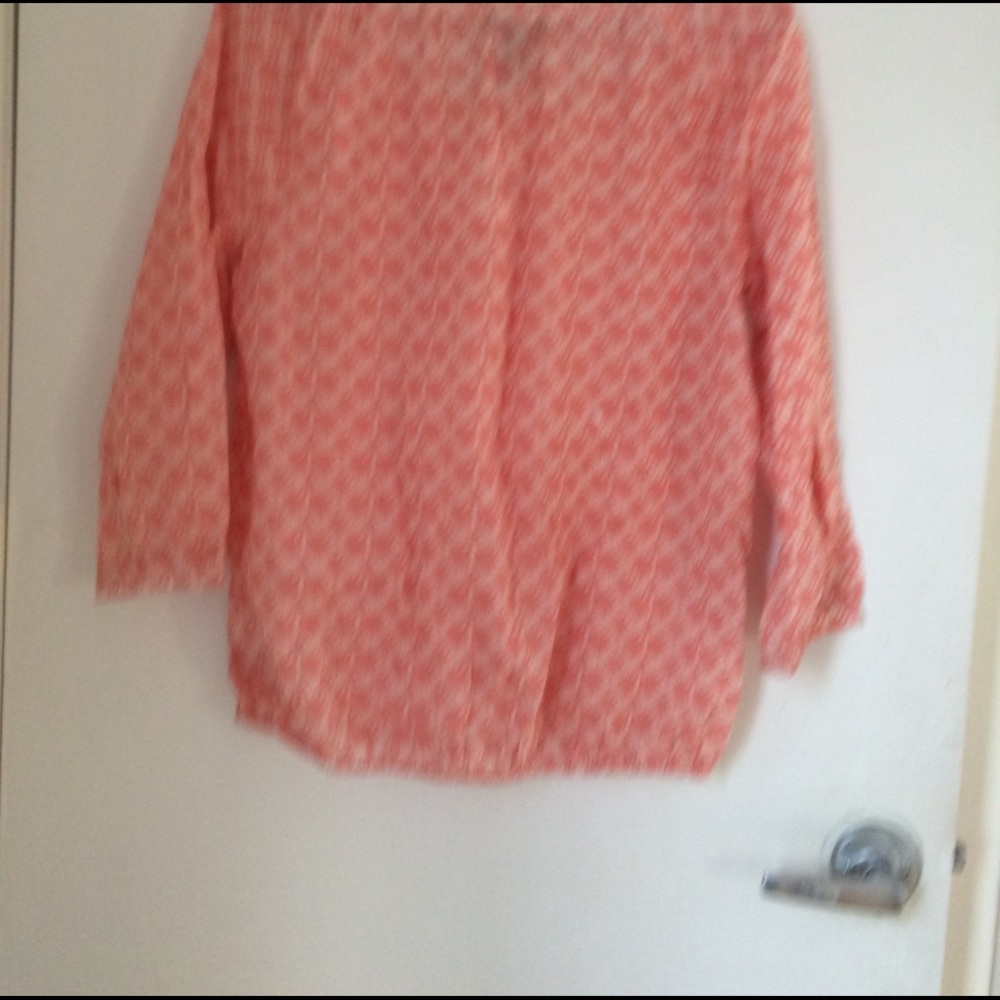 2 gap patterned blouses sheer - Picture 4 of 4