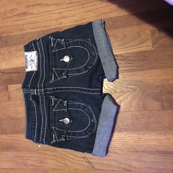 True religion shorts - Picture 1 of 3
