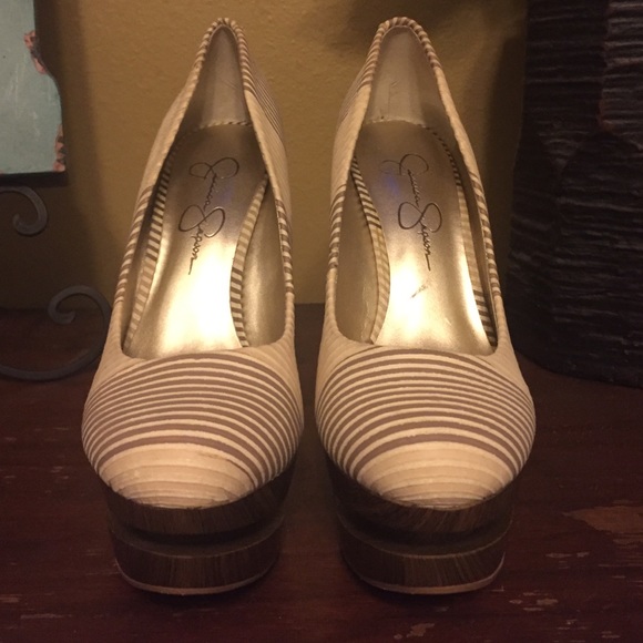 Jessica Simpson Heels - Picture 2 of 4