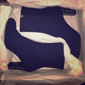 Gucci NEW Melville Studded Boots - Size 38 1/2