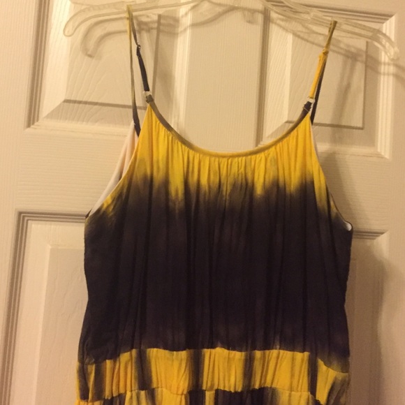 Women's Romper - Picture 4 of 4