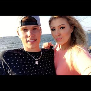 Meet your Posher, Drew