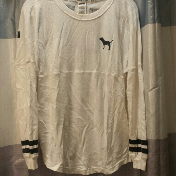 VS Pink shirt