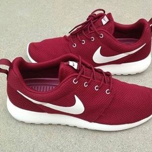 Meet your Posher, Mya