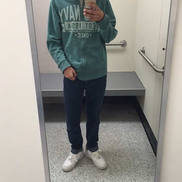 Meet your Posher, Emiliano