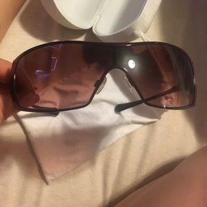 Never worn beautiful Oakley Sunglasses