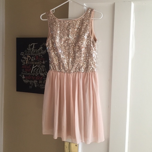 Light pink dress w/ silver sequins