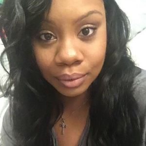 Meet your Posher, Mikayla