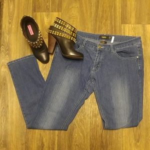 STRETCHY SKINNY JEANS!